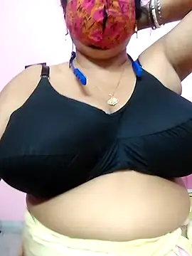 Snapshot of Kayra_34 chatting on 10/14/25, 09:43 Kayra 34 online show from 10/14/25, 09:43