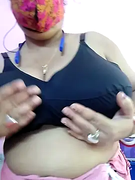 Snapshot of Kayra_34 chatting on 10/17/25, 06:16 Kayra 34 online show from 10/17/25, 06:16