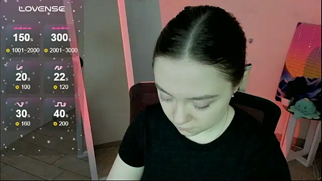 Snapshot of Florence_meow chatting on 01/17/26, 08:08 Florence meow online show from 01/17/26, 08:08