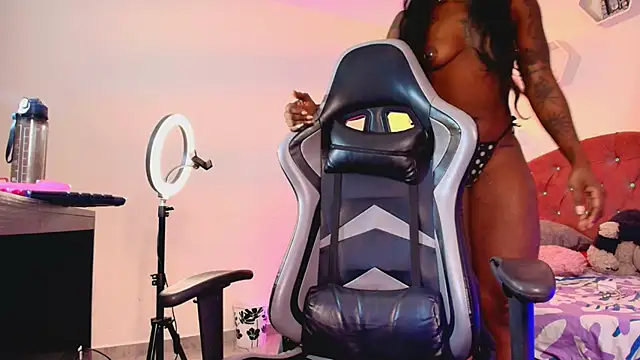 lilit kyteler online show from 09/14/25, 02:11