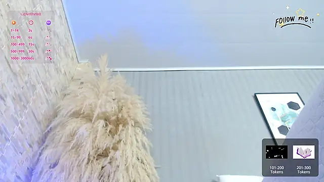 Lena helleen online show from 02/16/25, 03:16