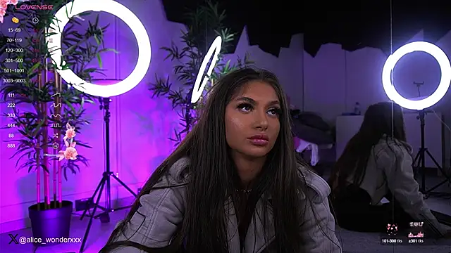 VanessaSimon online show from 01/18/25, 06:13