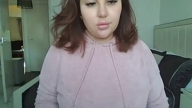 Snapshot of magical_mia chatting on 01/29/25, 11:51 magical mia online show from 01/29/25, 11:51