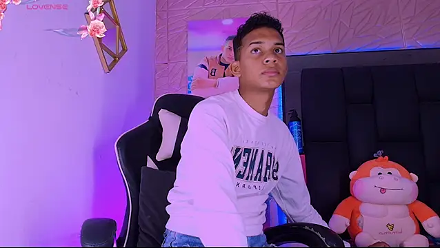dilan alfonzo online show from 06/22/26, 04:04