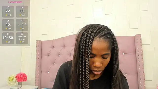 MonicaSchwartz online show from 10/03/25, 07:33