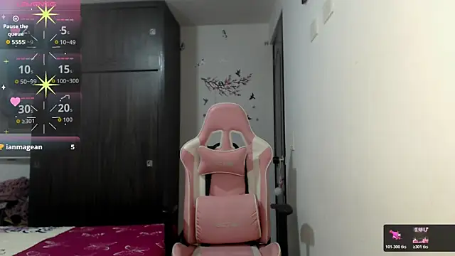 Snapshot of Mindy_James1 chatting on 05/22/26, 10:54 Mindy James1 online show from 05/22/26, 10:54