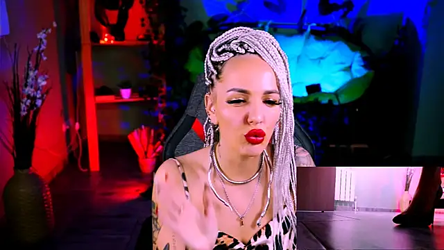 MonicaMaxwel online show from 02/07/25, 07:27