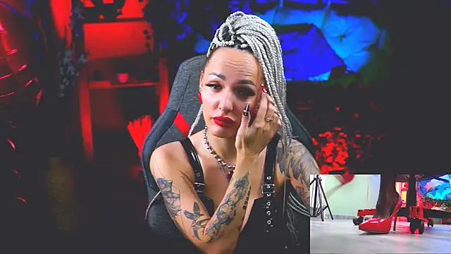 MonicaMaxwel online show from 02/15/25, 12:11