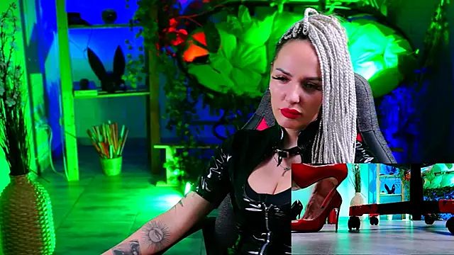 MonicaMaxwel online show from 03/17/25, 02:45