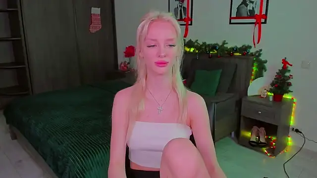 AleksaBlonde online show from 12/29/24, 10:01