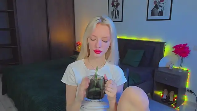 AleksaBlonde online show from 01/25/25, 11:34