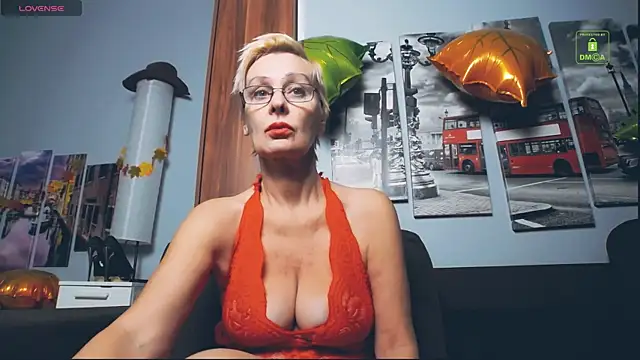 HelgaHimmell online show from 11/28/25, 12:30