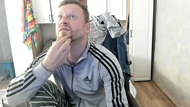 ANGELALEXYNO2024 online show from 10/26/25, 11:05