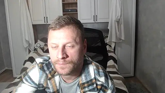 ANGELALEXYNO2024 online show from 11/28/25, 01:14