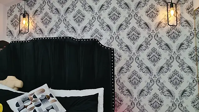 LexaDeRusso online show from 10/09/25, 07:45