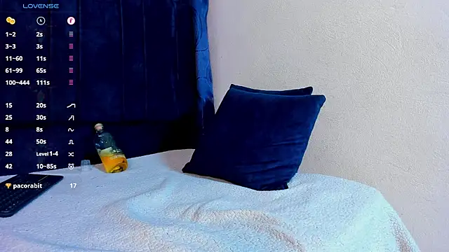 AlexanderSavage online show from 12/04/25, 01:48