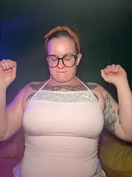 quinnmariexo online show from 06/07/26, 04:05