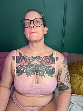 quinnmariexo online show from 06/09/26, 05:24