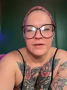 quinnmariexo online show from 06/19/26, 03:38
