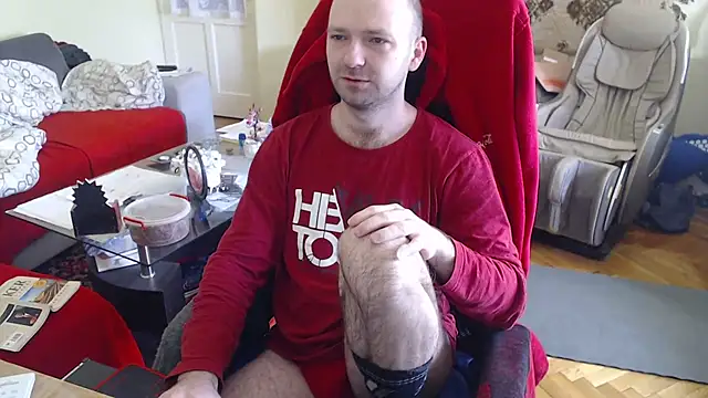 Snapshot of RealManHaveHairy chatting on 02/20/25, 11:31 RealManHaveHairy online show from 02/20/25, 11:31