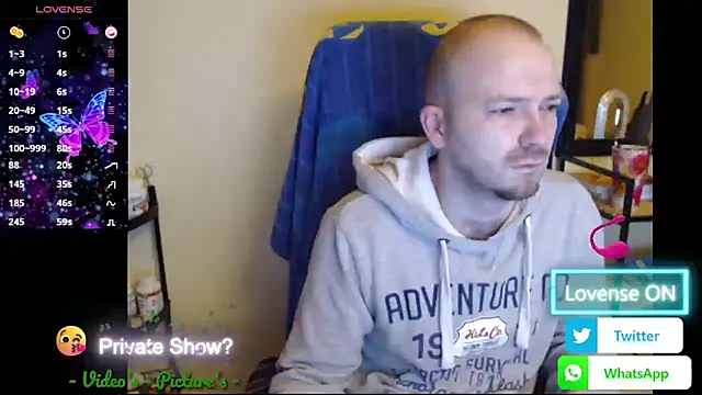 Snapshot of RealManHaveHairy chatting on 03/26/26, 03:23 RealManHaveHairy online show from 03/26/26, 03:23