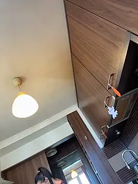 Hotmomcheckk  online show from 12/04/25, 12:14