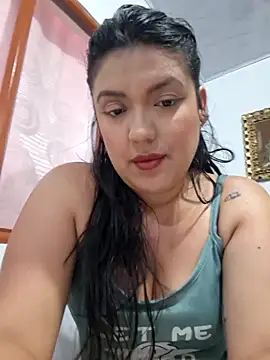 Snapshot of Sophie-hatter chatting on 06/14/26, 02:46 Sophie-hatter online show from 06/14/26, 02:46