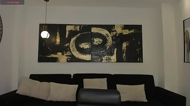 MollySundersX online show from 02/26/25, 08:22