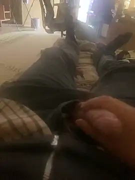 Snapshot of Arez333 chatting on 04/03/26, 06:00 Arez333 online show from 04/03/26, 06:00