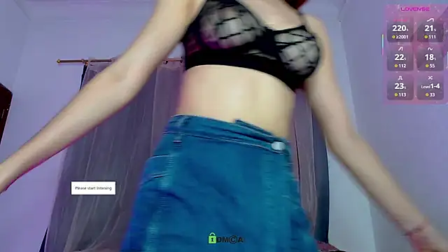 lanaturner  online show from 06/04/26, 11:55