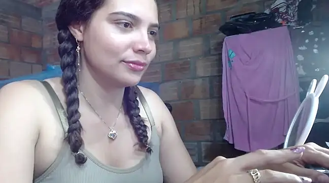 Snapshot of Jeessxxx01 chatting on 01/12/25, 01:11 Jeessxxx01 online show from 01/12/25, 01:11