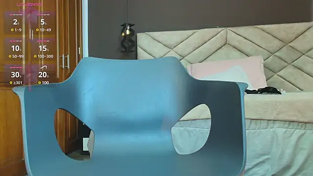 Raquel jones online show from 03/06/25, 05:43