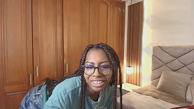 Raquel jones online show from 06/22/26, 11:51