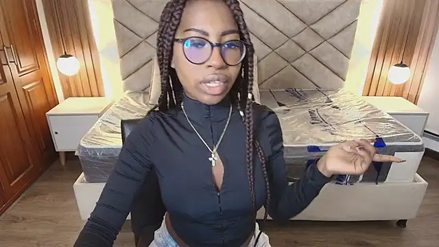 Raquel jones online show from 06/29/26, 12:05