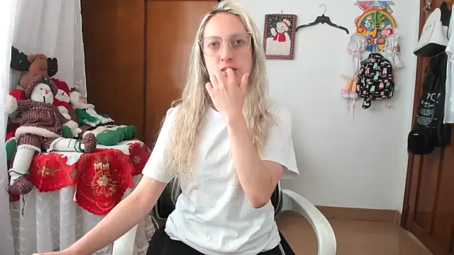 Adele johnsonn1 online show from 12/02/25, 04:02