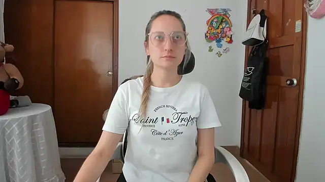 Adele johnsonn1 online show from 06/12/26, 02:49
