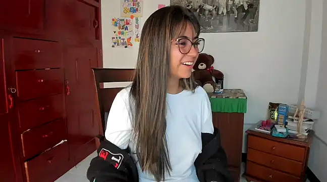 Snapshot of Isabellaa22_1 chatting on 01/21/25, 12:50 Isabellaa22 1 online show from 01/21/25, 12:50