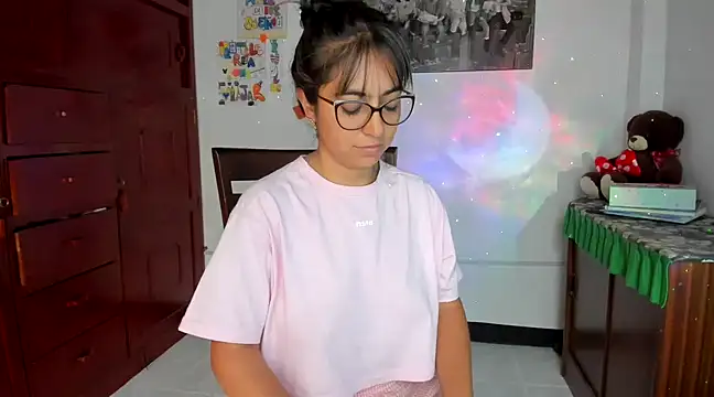 Snapshot of Isabellaa22_1 chatting on 02/06/25, 03:09 Isabellaa22 1 online show from 02/06/25, 03:09