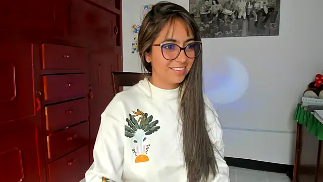 Snapshot of Isabellaa22_1 chatting on 02/11/25, 06:01 Isabellaa22 1 online show from 02/11/25, 06:01