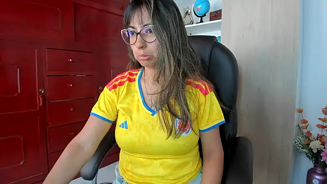 Isabellaa22 1 online show from 06/23/26, 06:50