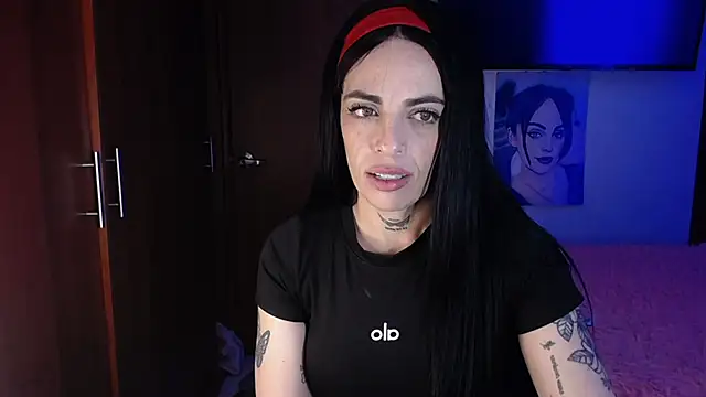 violett honney online show from 12/03/25, 05:37