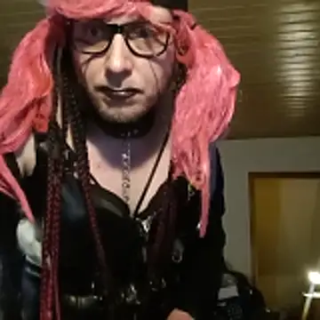 Family666Zombie online show from 04/24/26, 10:23