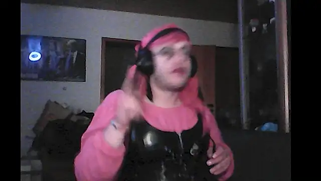 Family666Zombie online show from 06/13/26, 11:02