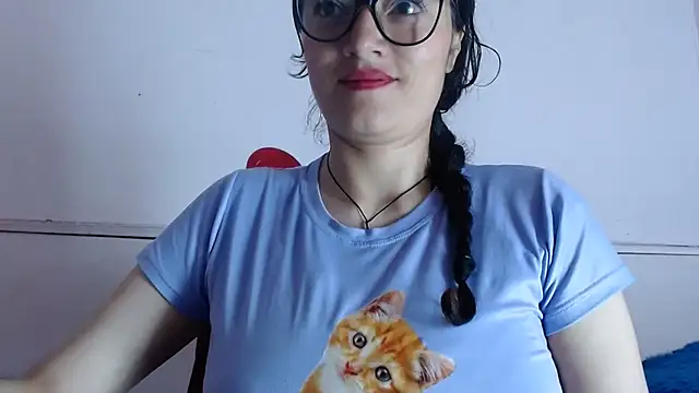 Snapshot of lunazulsj chatting on 03/14/25, 12:29 lunazulsj online show from 03/14/25, 12:29