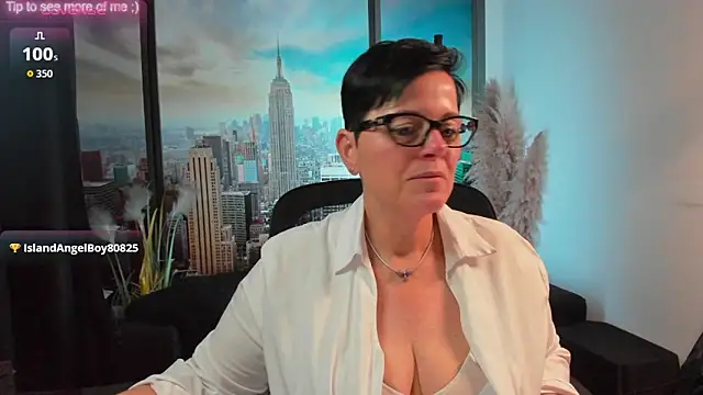 ninarandmann online show from 10/24/25, 04:47