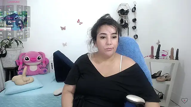 mom hot   online show from 06/28/26, 04:24