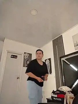 Natasha milf   online show from 06/23/26, 05:11