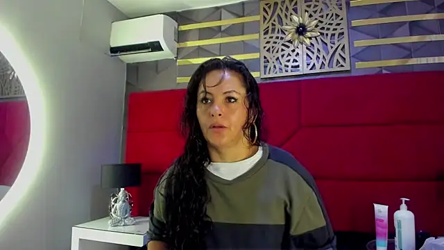 hanny milf online show from 03/15/25, 11:29