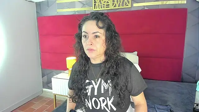 hanny milf online show from 04/25/26, 11:35
