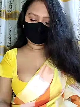 Idhika Paul online show from 02/18/25, 09:20